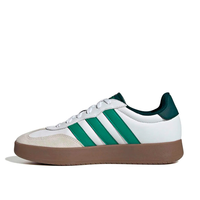 Tenis Adidas Barreda JP5928 para hombre casual color blanco con verde