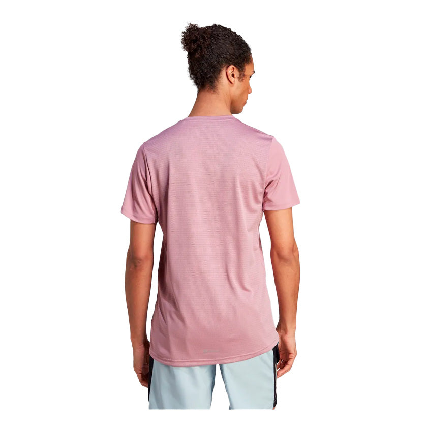 Playera Adidas Own The Run Tee IM2530 para hombre de color rosa de uso para entrenamiento