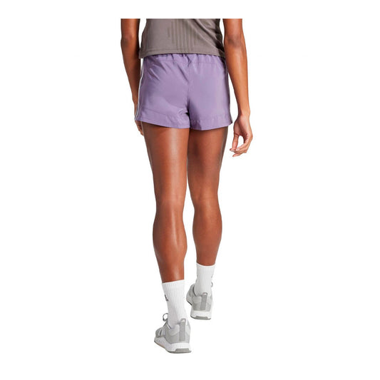 Short Adidas Pacer Wvn High IT7764 para mujer de color morado de uso para entrenamiento con tecnología AEROREADY
