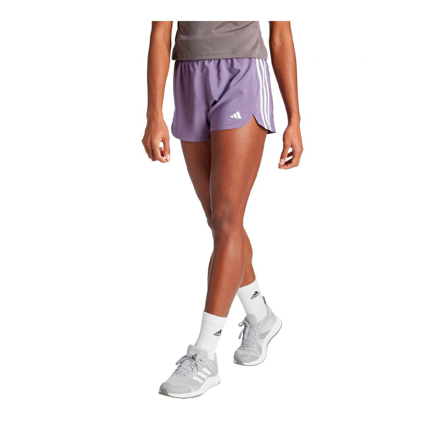 Short Adidas Pacer Wvn High IT7764 para mujer de color morado de uso para entrenamiento con tecnología AEROREADY