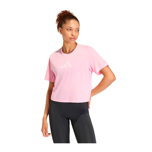 Playera crop top Adidas We Bl Tee KC5561 para mujer de color rosa de uso para entrenamiento