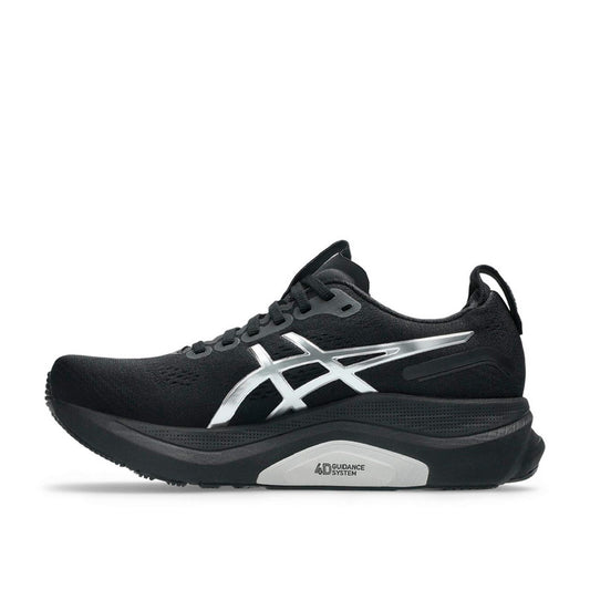 Tenis Asics GEL-Nimbus 28 Platinum 1012B978.001 para mujer de color negro con detalles en plata de uso para correr