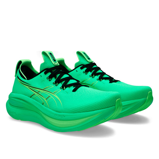 Tenis Asics GEL-Nimbus 28 1011C127.300 para hombre de color verde neón de uso para correr