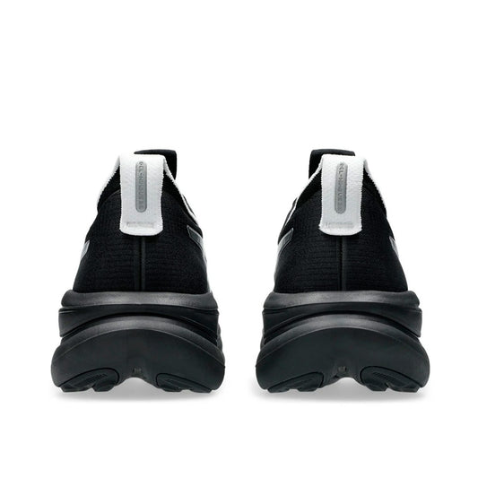 Tenis Asics GEL-Nimbus 28 Platinum 1011C214.001 para hombre de color negro con detalles en plata de uso para correr