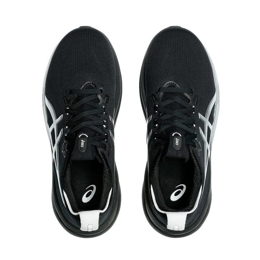 Tenis Asics GEL-Nimbus 28 Platinum 1012B978.001 para mujer de color negro con detalles en plata de uso para correr