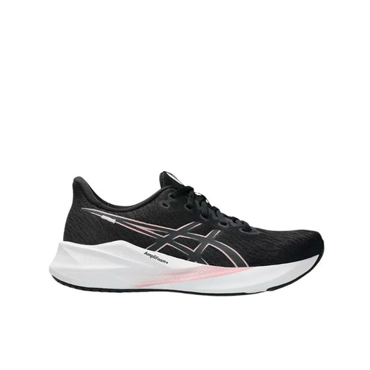 Tenis Asics Versablast 4 1012B775.003 para mujer running color negro con toque rosa