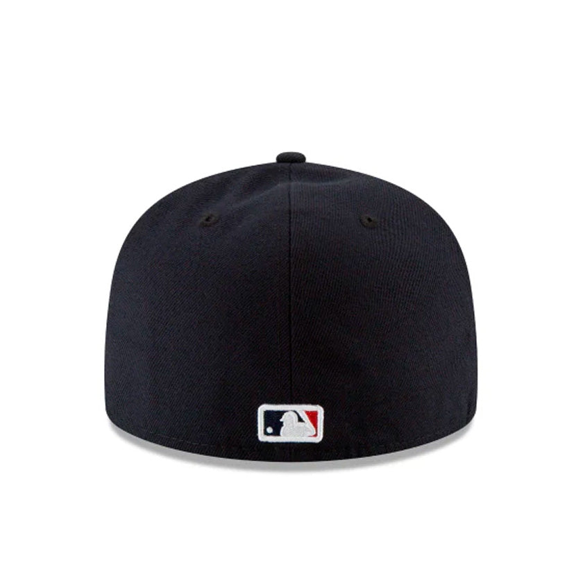 Gorra New Era AC Perf BOSRED GM 2017 70331911 unisex de color negro con logo de Boston Red Sox y visera plana de uso casual