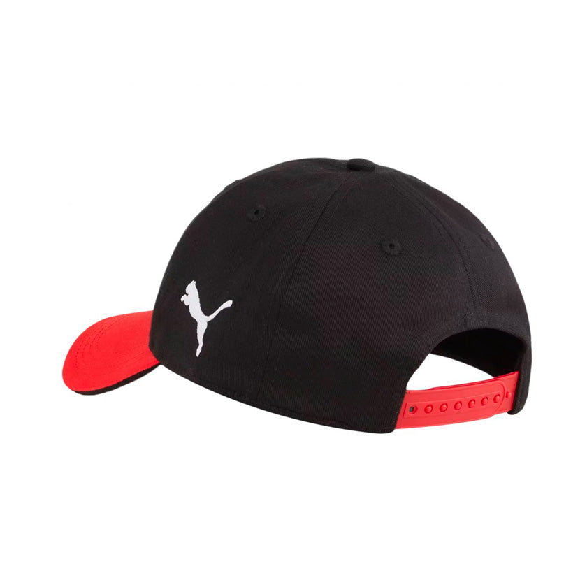 Gorra Puma ACM Fan BB Cap 025035 02 unisex de color negro con rojo con escudo del AC Milan de uso casual