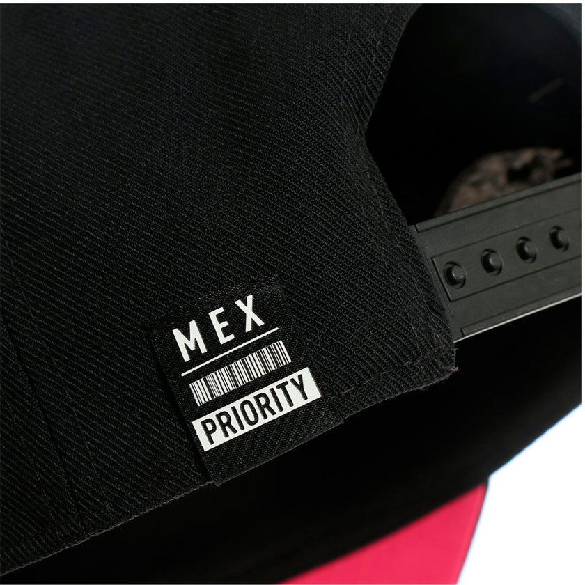 Gorra Puma Hometown Heroes Mexico BB Cap 025328 01 unisex de color negro con rosa de uso casual