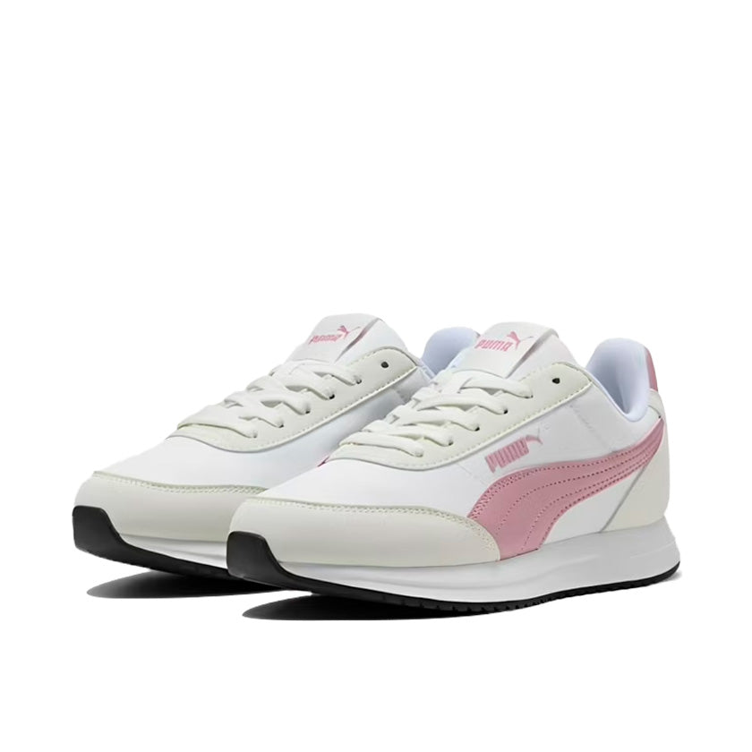 Tenis Puma R78 Lightwind 400267 22 para mujer casual color blanco con rosa