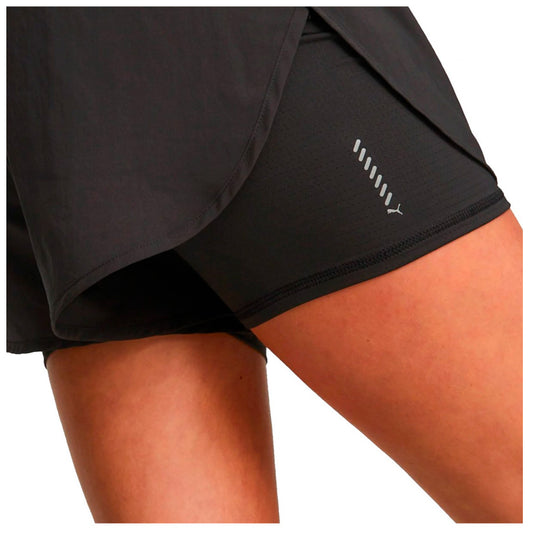 Short Puma Run Favorite Woven 2In1 523181 01 para mujer de color negro de uso para correr y entrenamiento