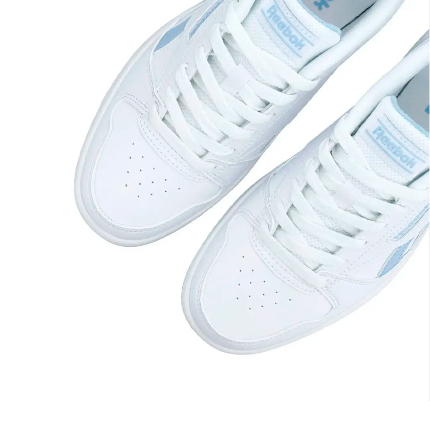 Tenis Reebok Match Prime 100250356 para mujer casual color blanco con azul