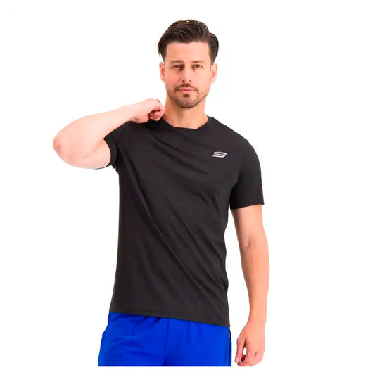 Playera Skechers Tee Tec M/C Cab Ngo AMX099BLK para hombre entrenamiento color negro